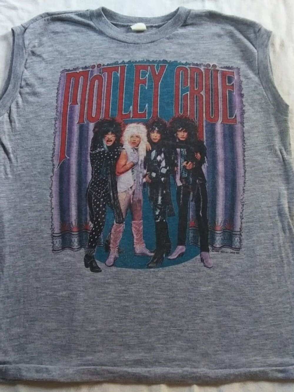Vintage Original Motley Crue Theatres Of Pain 1985-1986 World Tour Large T-shirt